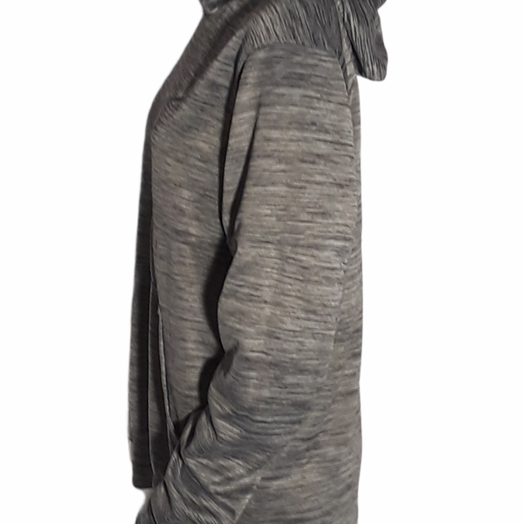 Nike Dri-Fit Grey Pullover - Picture 4 of 9